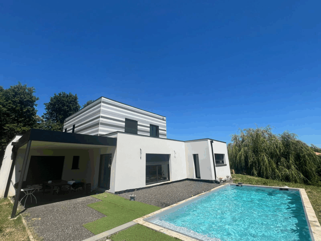 WhatsApp Image 2025-06-23 at 16.44.33 (2)